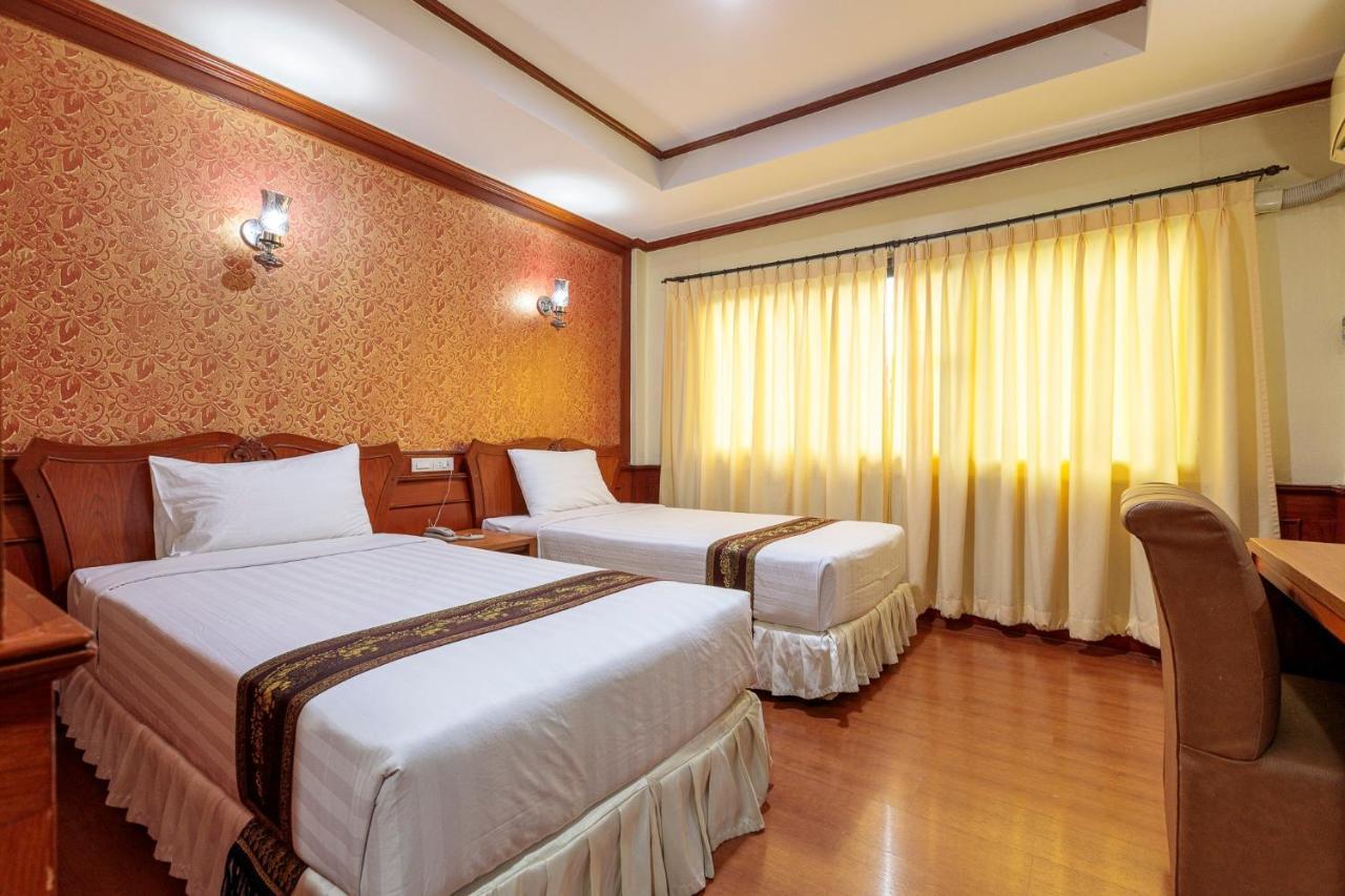 Pj Watergate Hotel Bangkok Exterior photo
