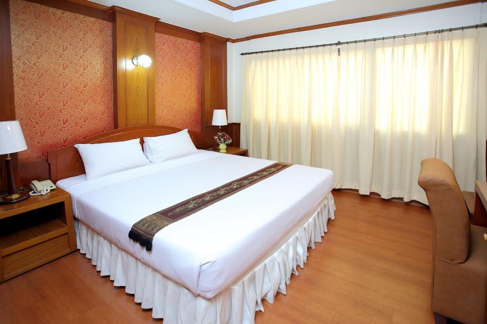 Pj Watergate Hotel Bangkok Exterior photo
